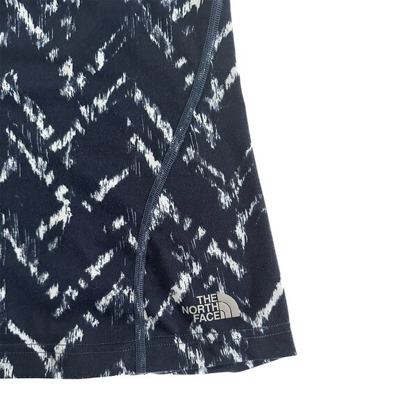 THE NORTH FACE Navy Ikat Print FlashDry Racerback Athletic Tank Top - Size Small - Picture 3 of 3